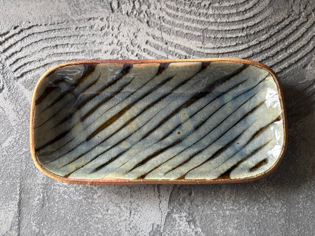 生畑皿山窯【京都】前野直史　スリップウエア呉須 長皿 23cm　81