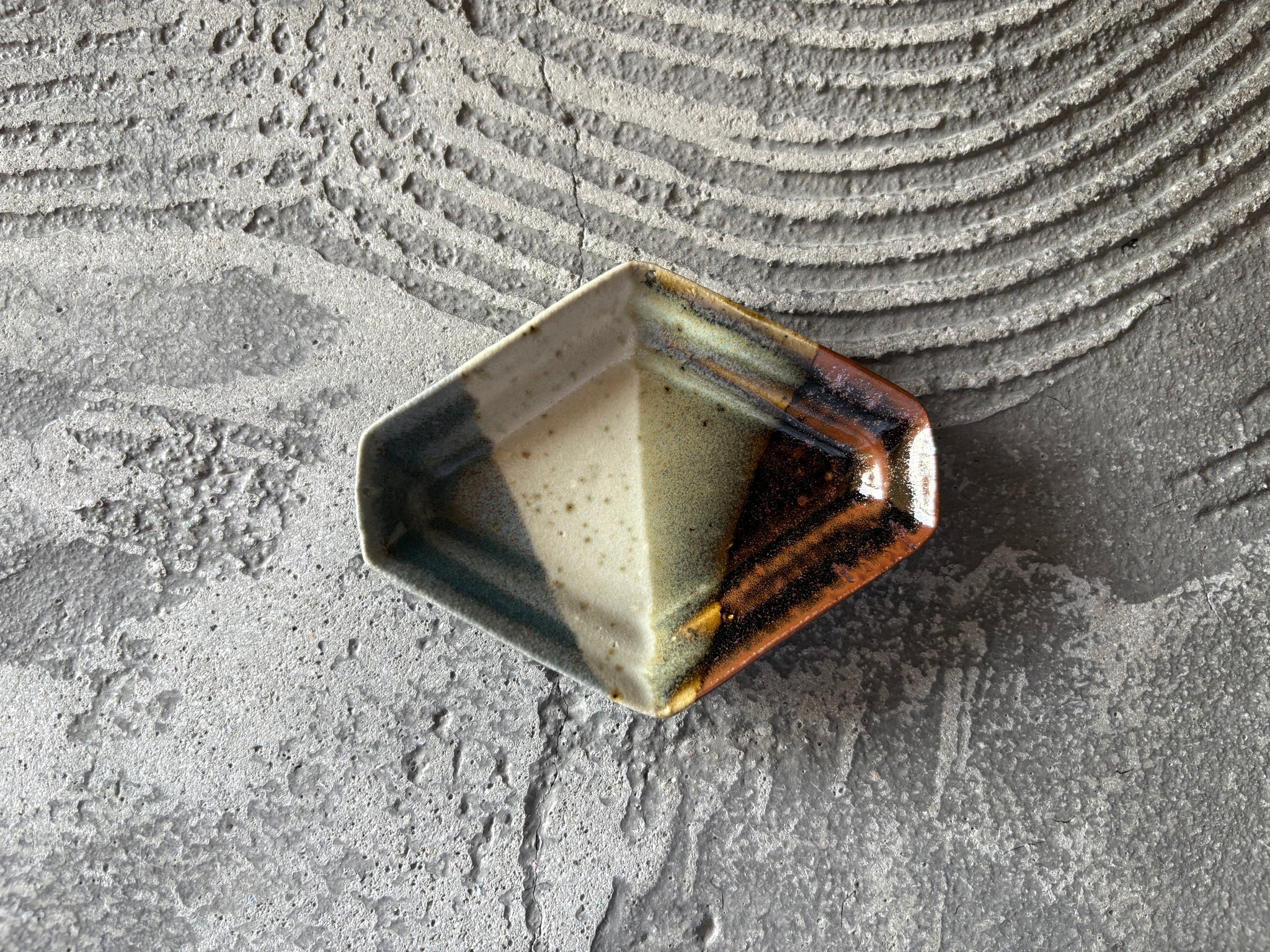 YASUHIRO SASAKI – UTSUWA HIYORI YASUHIRO SASAKI – UTSUWA HIYORI