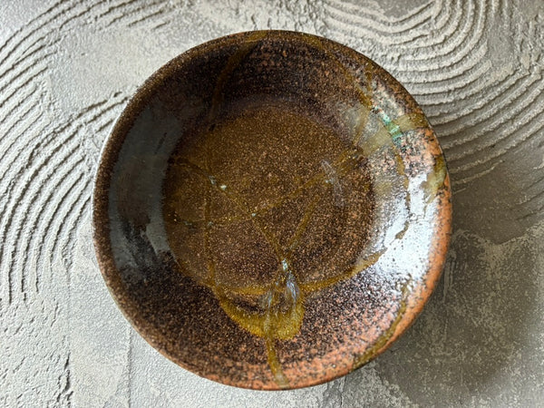 野はら屋【鹿児島】佐々木かおり 7寸皿 流し13 – UTSUWA HIYORI