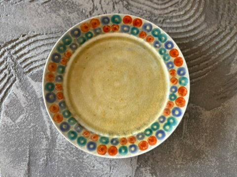 【京都】ヤマカワ　ミユキ　　6寸リム皿　色絵連珠紋　27