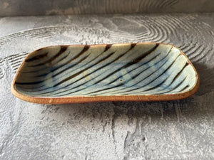 生畑皿山窯【京都】前野直史　スリップウエア呉須 長皿 23cm　81