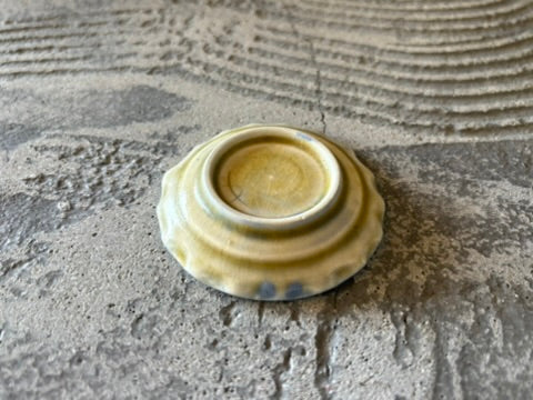 【京都】ヤマカワ　ミユキ　　ひらひら豆皿　鴨川の鷲　42