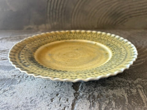 【京都】ヤマカワ　ミユキ　　6寸ひらひらリム皿　染付オヤ柄　25