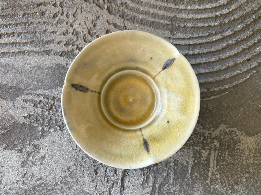 【京都】ヤマカワ　ミユキ　　3寸輪花台皿　色絵つぼみ　9