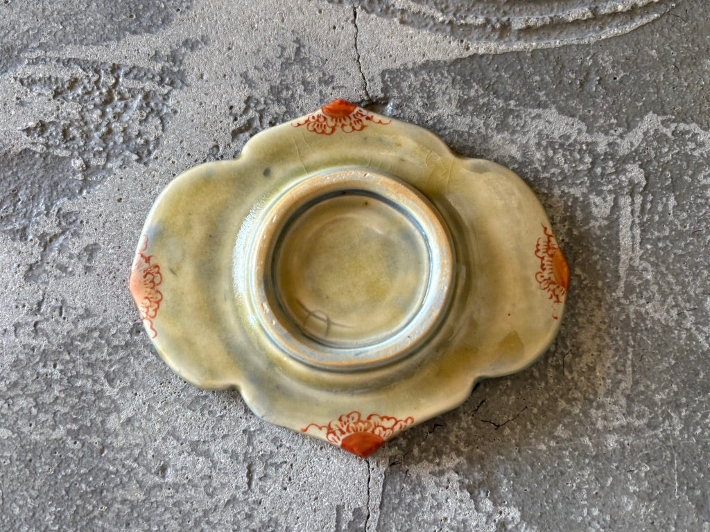 【京都】ヤマカワ　ミユキ　　木瓜皿　赤絵華紋　81