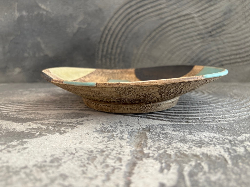 koo pottery【沖縄】仲田雅也　変形皿50