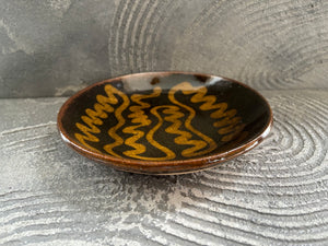 juro pottery【静岡】齊藤十郎　スリップウェア　6寸皿　J32