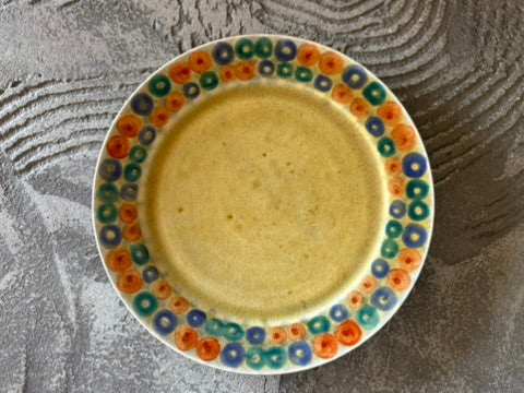 【京都】ヤマカワ　ミユキ　　6寸リム皿　色絵連珠紋　28