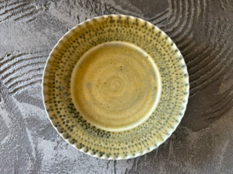 【京都】ヤマカワ　ミユキ　　6寸ひらひらリム皿　染付オヤ柄　25